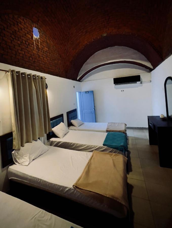 Black Prince Hotel Дахаб Экстерьер фото